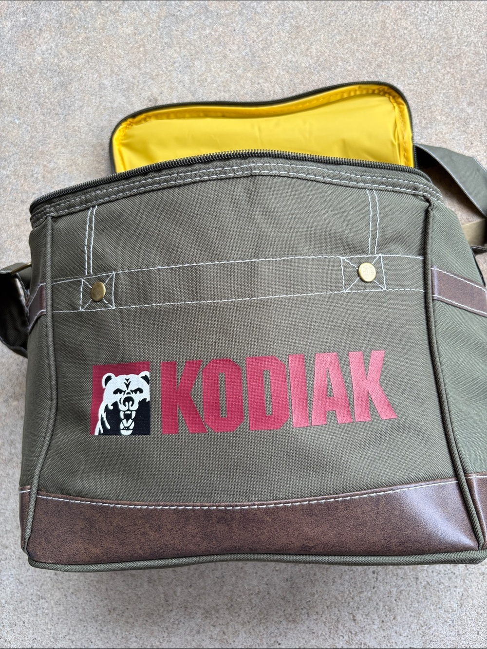 NEW Kodiak soft sided cooler lunch bag